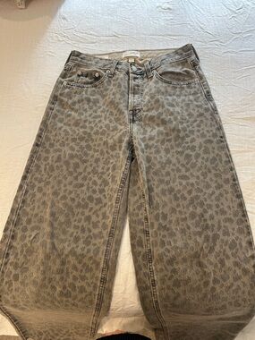 Leopard Print Wide Leg Jeans - Gray
